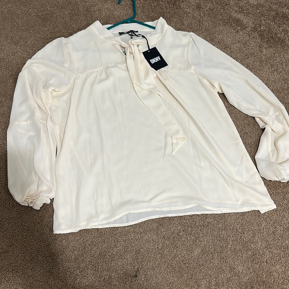 DKNY FLOWY BLOUSE